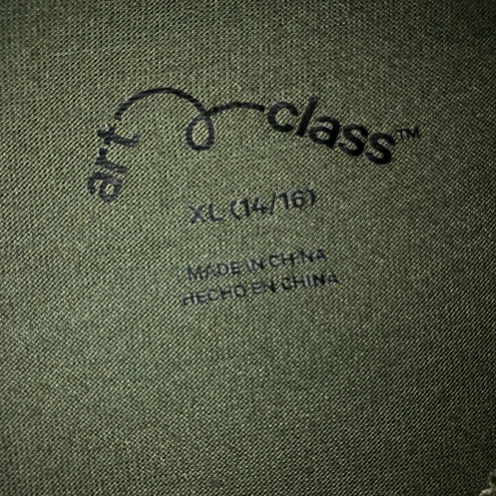 ⭐️ olive green shirt from target ⭐️